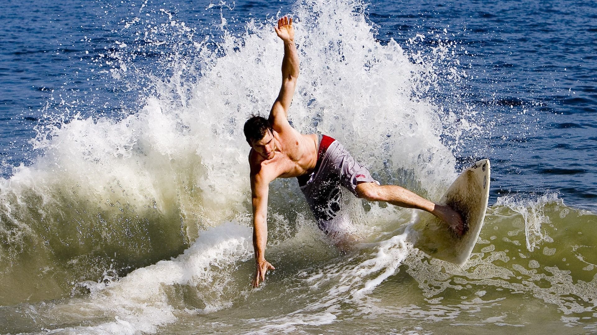 九游网页版官网-球场故事：一线工作人员眼中的NBA盛事，nba各种经典合集在一个球场